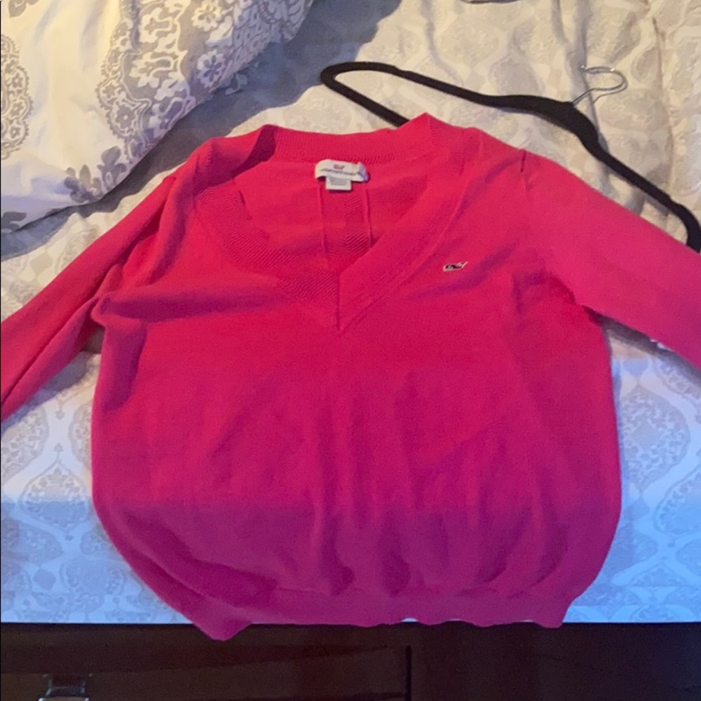 Vineyard vine sweater